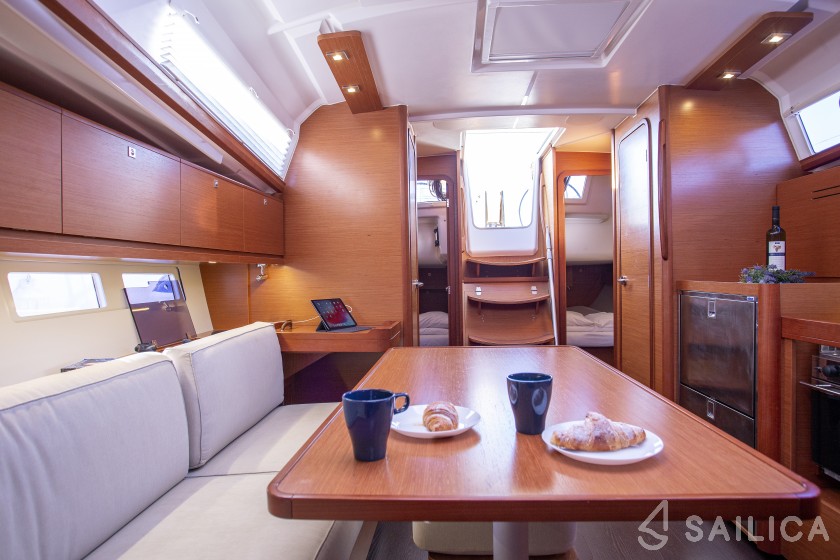 Dufour 382 GL - Yacht Charter Sailica
