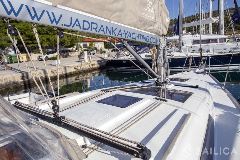 Dufour 382 GL - Yacht Charter Sailica