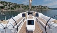 Dufour 412 GL - Yacht Charter Sailica