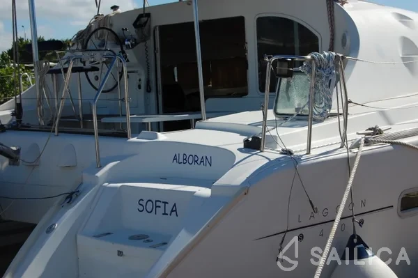 Lagoon 410 - Yacht Charter Sailica