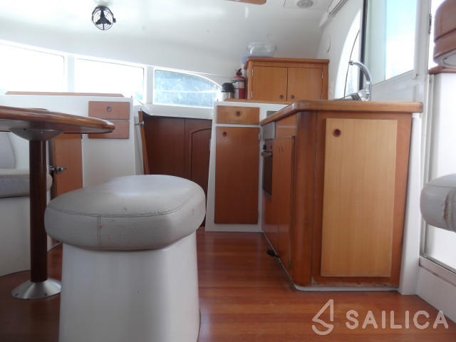 Lagoon 380 - Yacht Charter Sailica