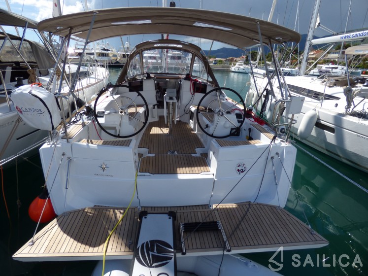 Sun Odyssey 389 - Yacht Charter Sailica