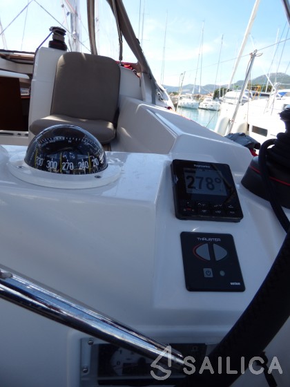 Sun Odyssey 389 - Yacht Charter Sailica