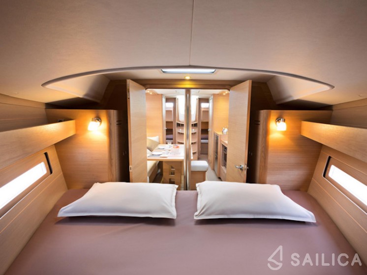 Dufour 382 GL - Yacht Charter Sailica