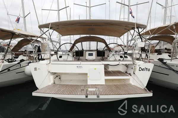Dufour 412 GL - Yacht Charter Sailica