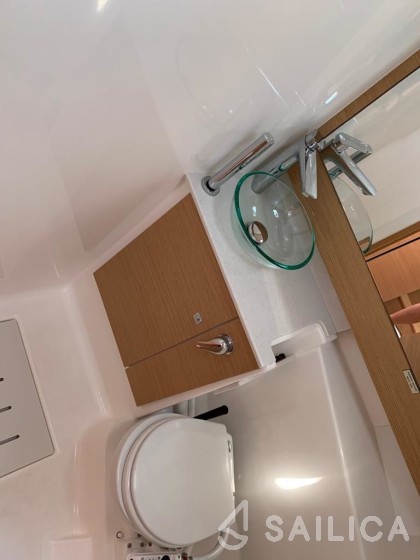 Dufour 412 GL - Yacht Charter Sailica