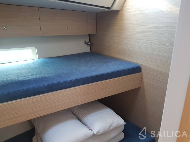 D&D Kufner 54 - Yacht Charter Sailica