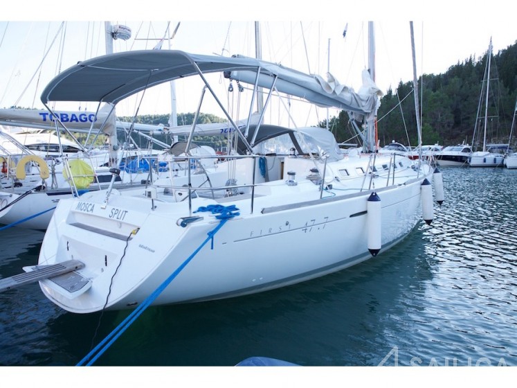 First 47.7 - Yacht Charter Sailica