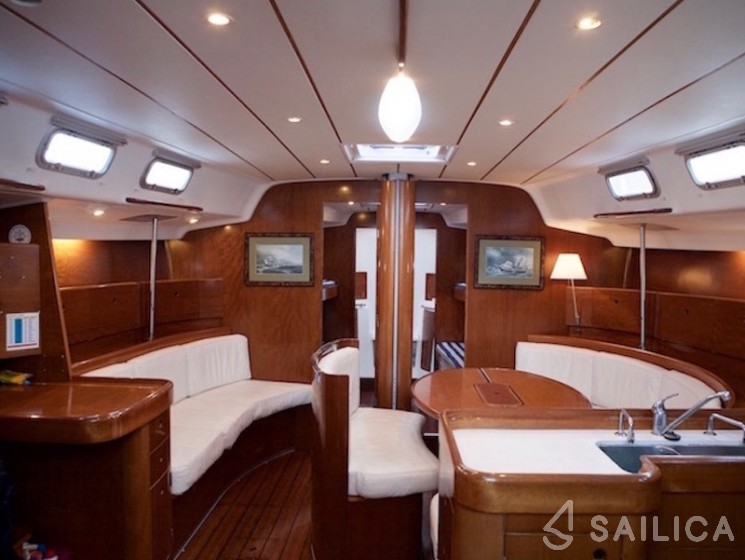 First 47.7 - Yacht Charter Sailica