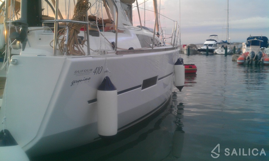 Dufour 410 GL - Yacht Charter Sailica