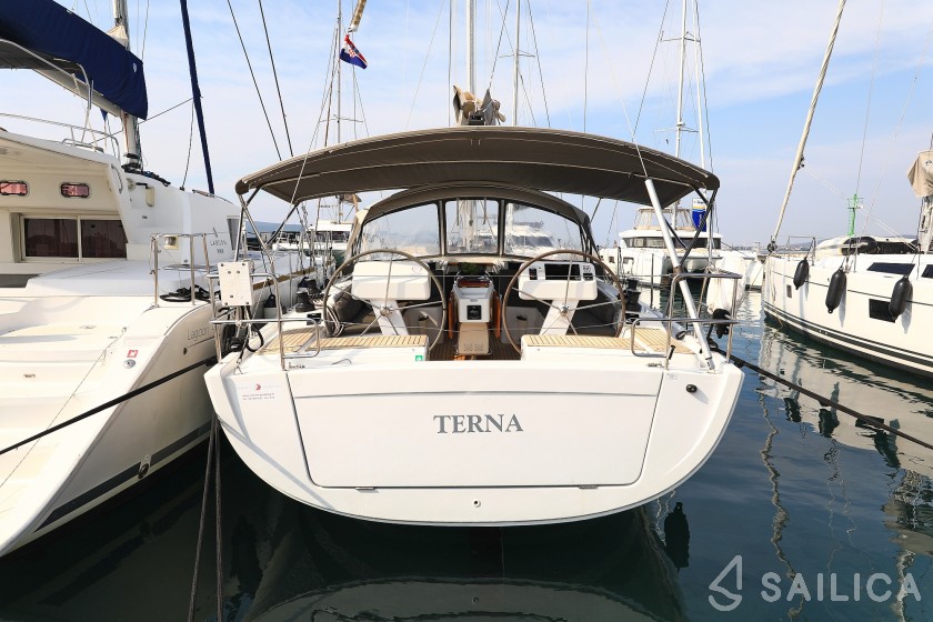 Hanse 458 - Yacht Charter Sailica