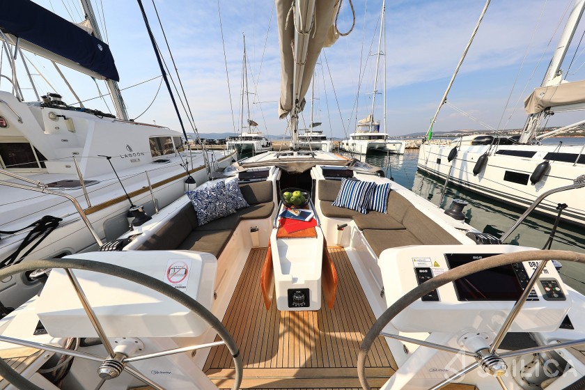 Hanse 458 - Yacht Charter Sailica