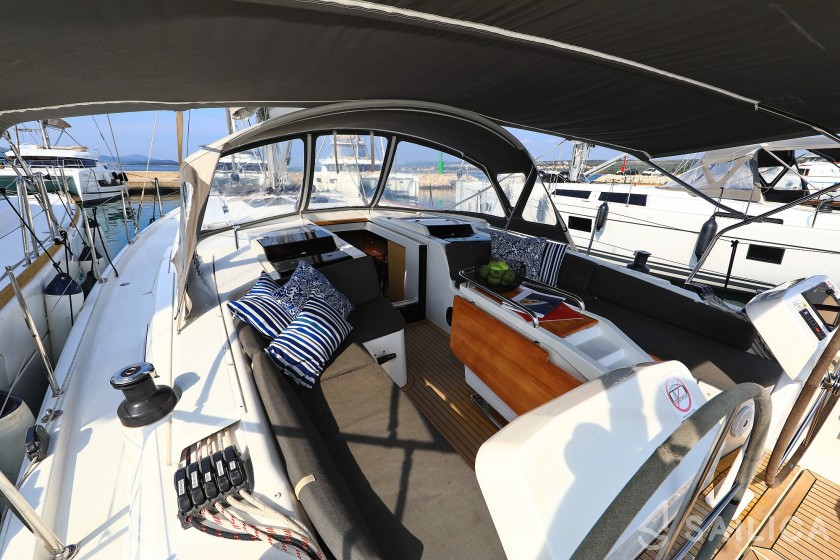 Hanse 458 - Yacht Charter Sailica