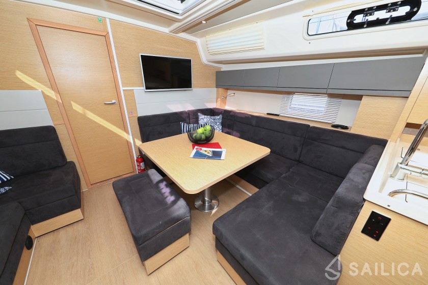 Hanse 458 - Yacht Charter Sailica