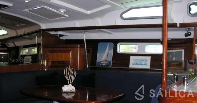 Oceanis 473 - Yacht Charter Sailica
