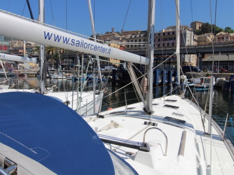 Oceanis 473 - Yacht Charter Sailica