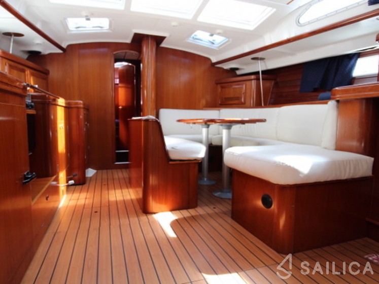 Oceanis 473 - Yacht Charter Sailica