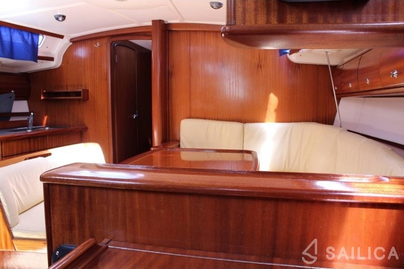 Bavaria 44 - Yacht Charter Sailica