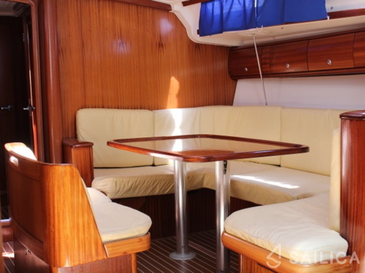 Bavaria 44 - Yacht Charter Sailica