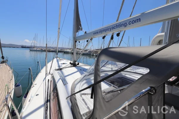 Jeanneau 58 - Yacht Charter Sailica