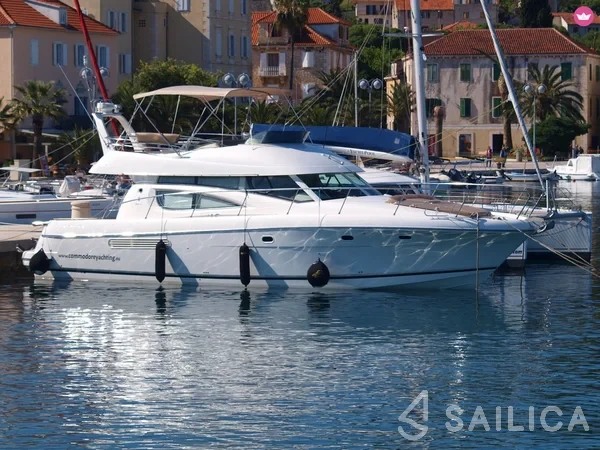 Prestige 46 Fly - Yacht Charter Sailica