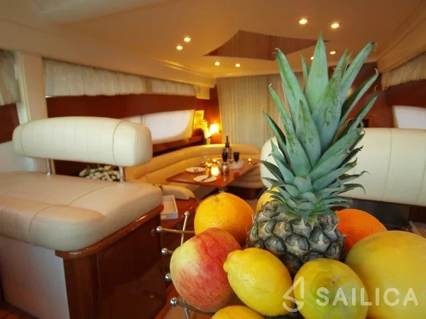 Prestige 46 Fly - Yacht Charter Sailica
