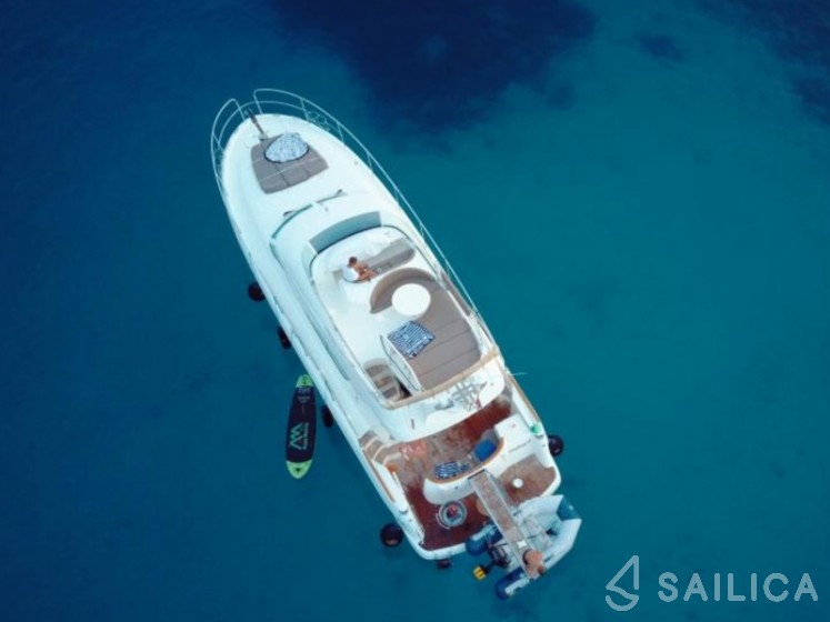 Prestige 46 Fly - Yacht Charter Sailica