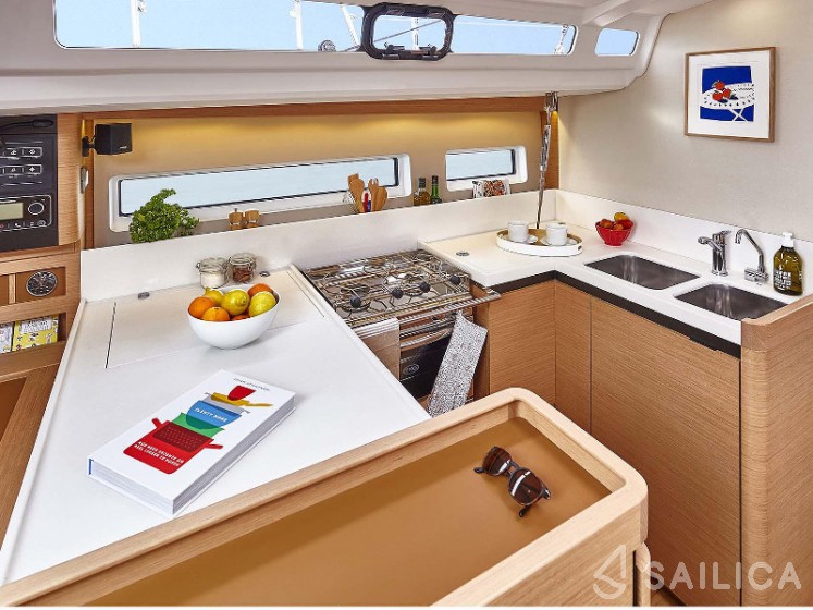 Sun Odyssey 440 - Yacht Charter Sailica