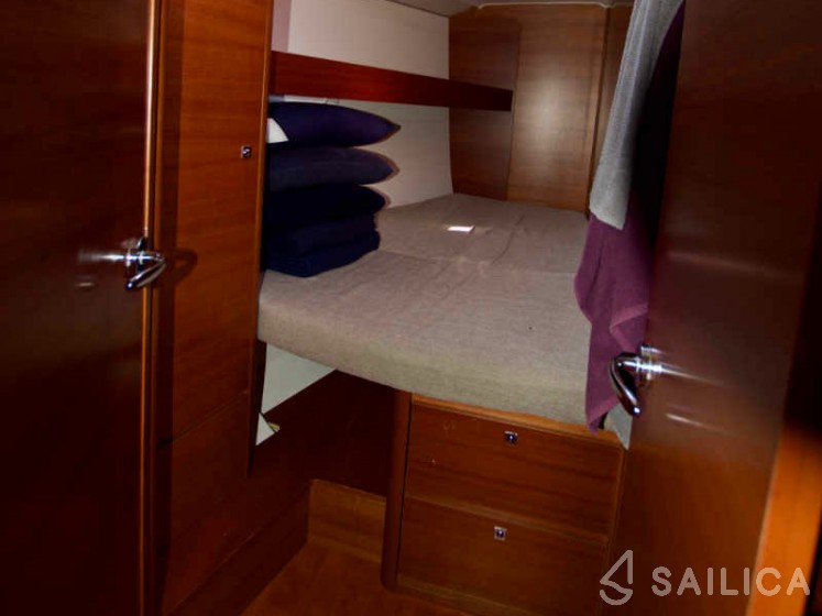 Dufour 460 GL - Yacht Charter Sailica