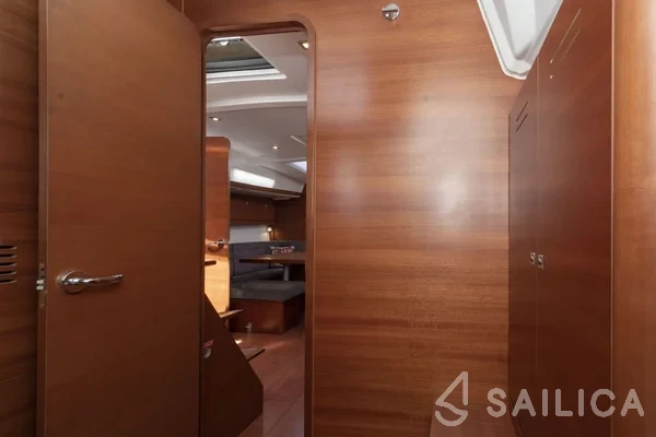 Dufour 460 GL - Yacht Charter Sailica