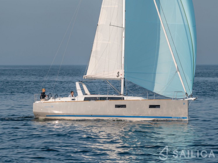 Oceanis 38 - Yacht Charter Sailica