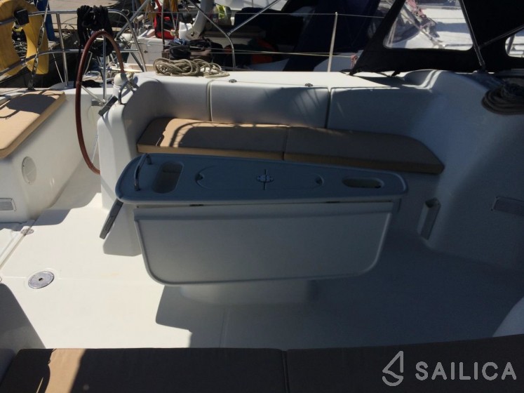 Cyclades 50.5 - Yacht Charter Sailica