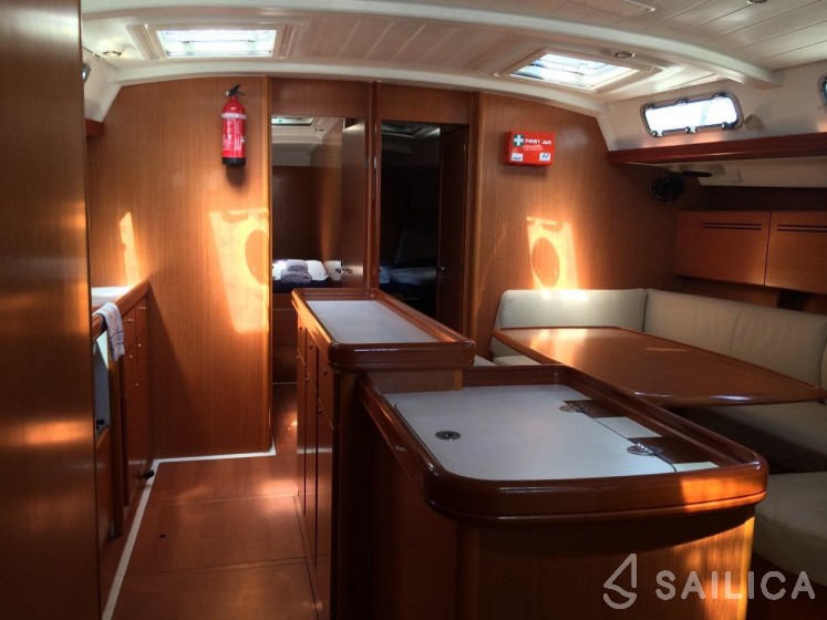 Cyclades 50.5 - Yacht Charter Sailica