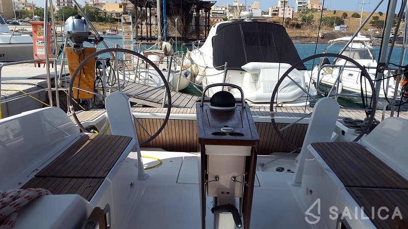 Bavaria 46 Cruiser - Yacht Charter Sailica