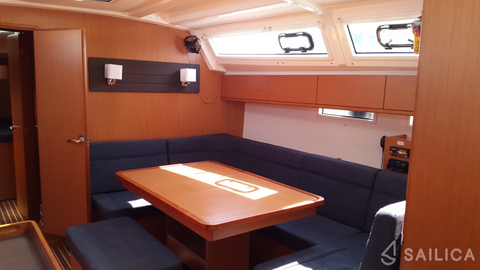 Bavaria 46 Cruiser - Yacht Charter Sailica