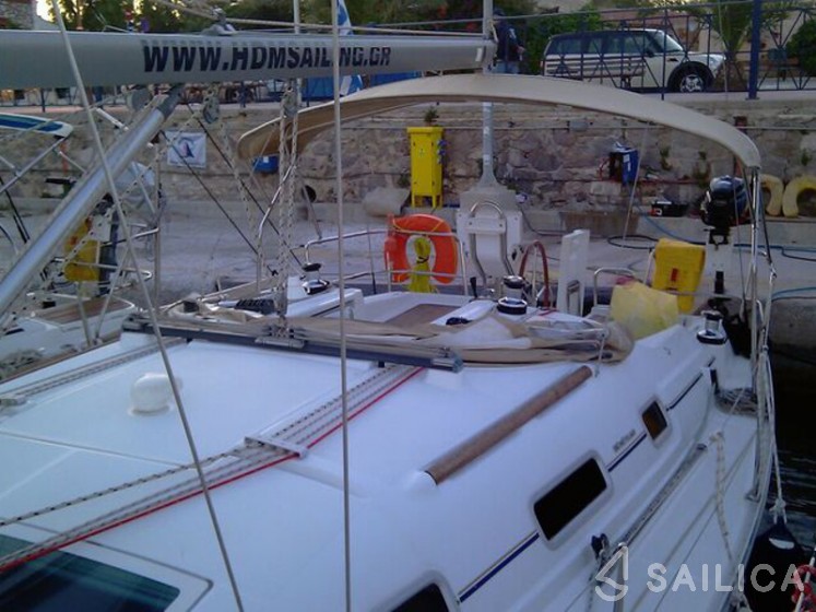 Sun Odyssey 45 - Yacht Charter Sailica
