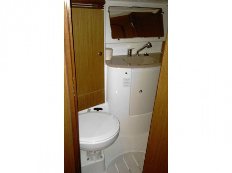 Sun Odyssey 45 - Yacht Charter Sailica