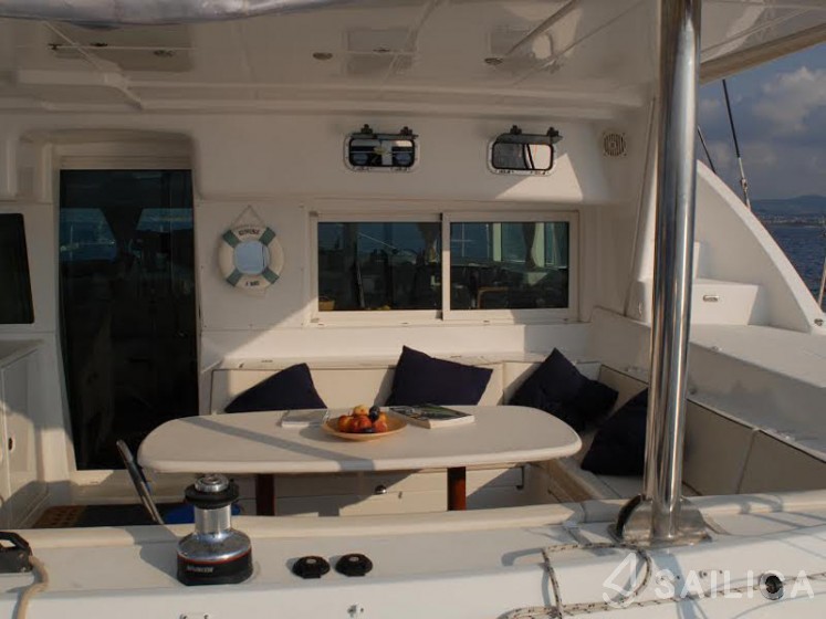 Lagoon 440 - Yacht Charter Sailica