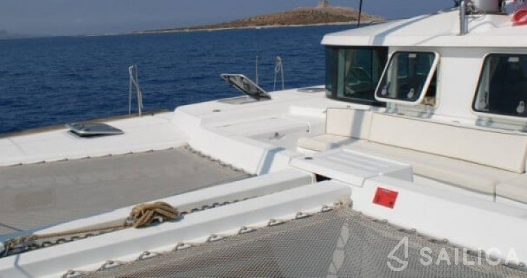 Lagoon 440 - Yacht Charter Sailica