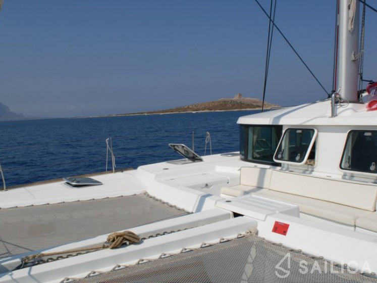 Lagoon 440 - Yacht Charter Sailica