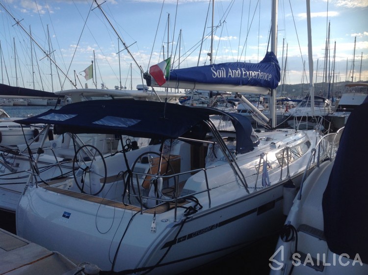Bavaria Cruiser 41 - Yacht Charter Sailica