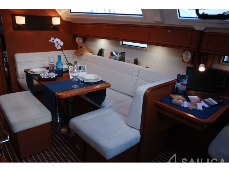 Bavaria Cruiser 41 - Yacht Charter Sailica