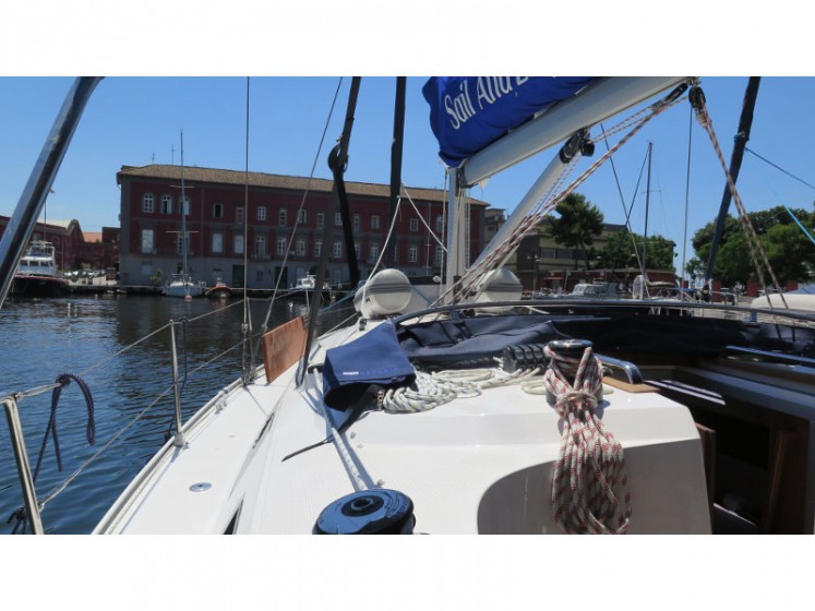 Bavaria Cruiser 41 - Yacht Charter Sailica
