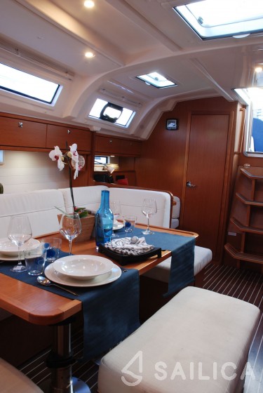Bavaria Cruiser 41 - Yacht Charter Sailica