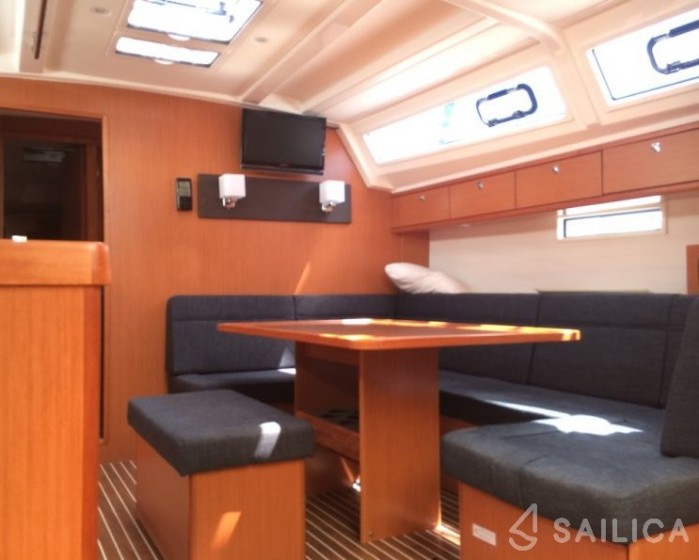 Bavaria 46 Cruiser - Yacht Charter Sailica