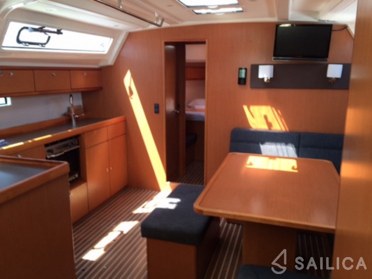 Bavaria 46 Cruiser - Yacht Charter Sailica