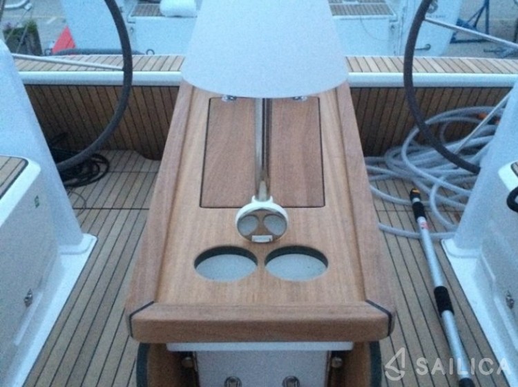 Bavaria 46 Cruiser - Yacht Charter Sailica