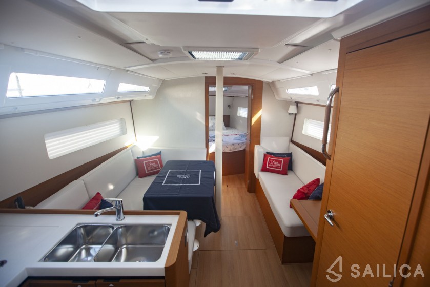 Sun Odyssey 380 - Yacht Charter Sailica