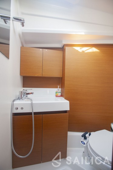 Sun Odyssey 380 - Yacht Charter Sailica