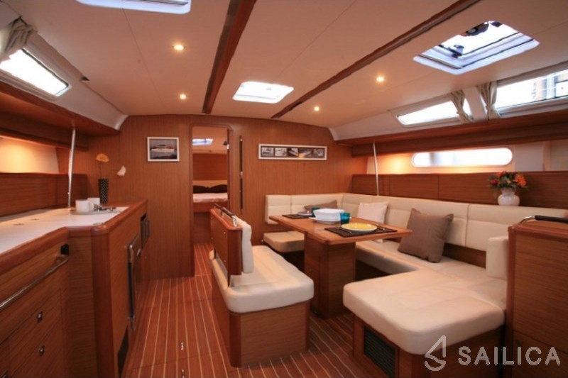 Sun Odyssey 49i - Yacht Charter Sailica